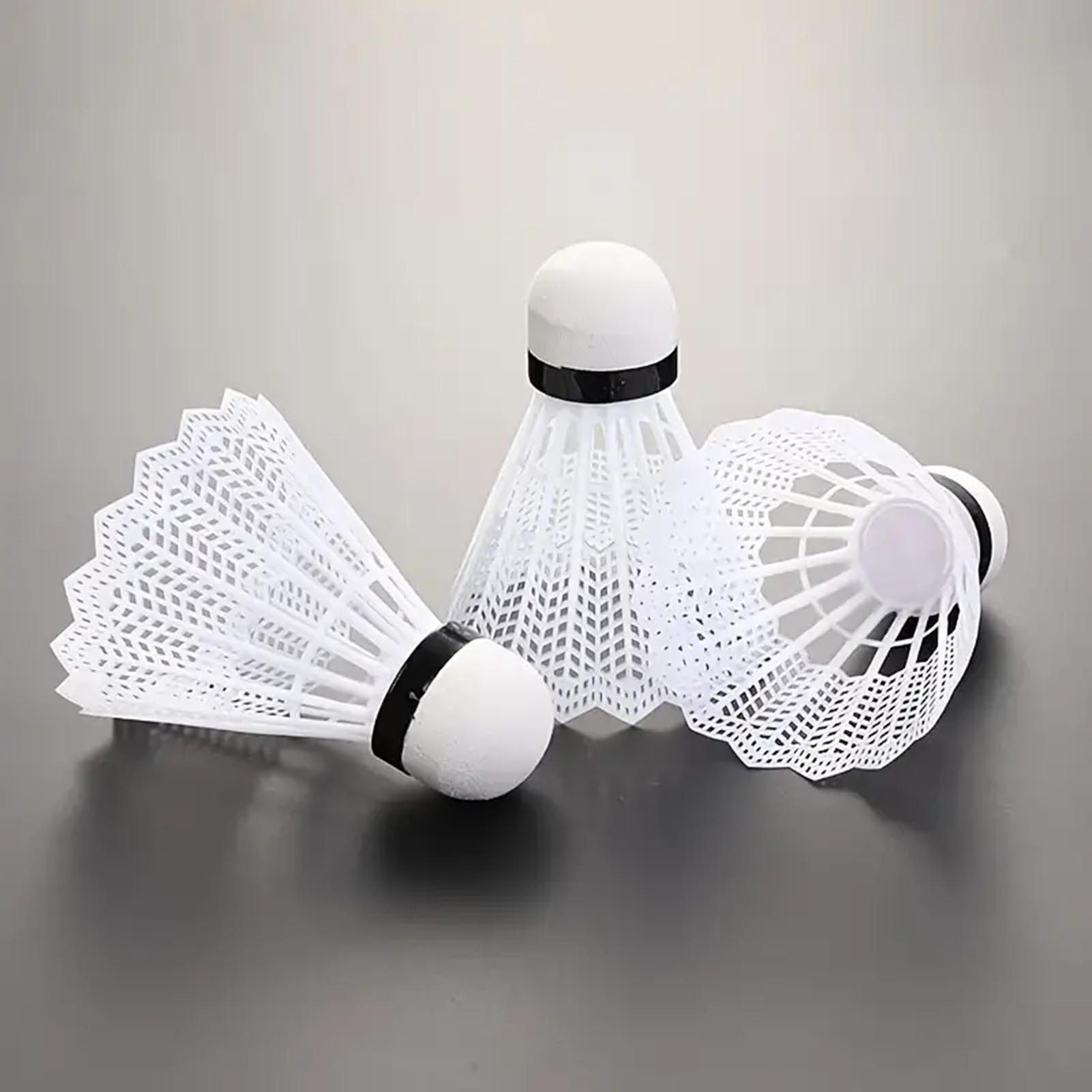 12pcs 흰색 배드민턴 셔틀콕 실용적인 디자인 스포츠 - Badminton Fun Game 리뷰 및 가격